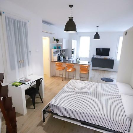 Laura'S Home - I Navigli Che Vorrei Milano Eksteriør bilde