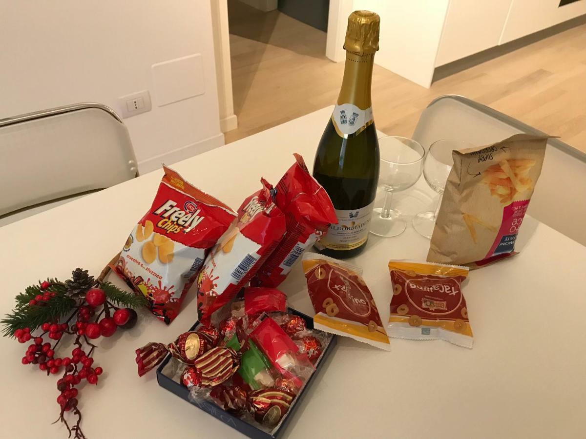 Laura'S Home - I Navigli Che Vorrei Milano Eksteriør bilde