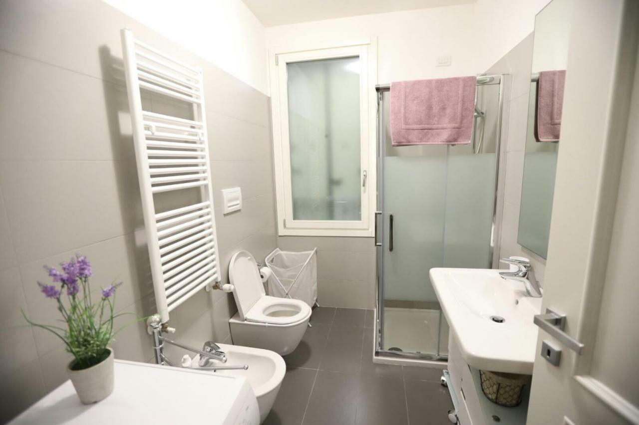 Laura'S Home - I Navigli Che Vorrei Milano Eksteriør bilde