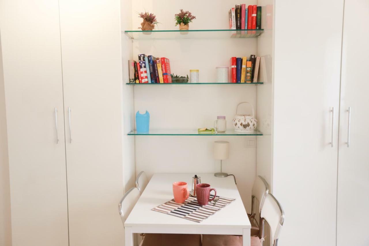 Laura'S Home - I Navigli Che Vorrei Milano Eksteriør bilde