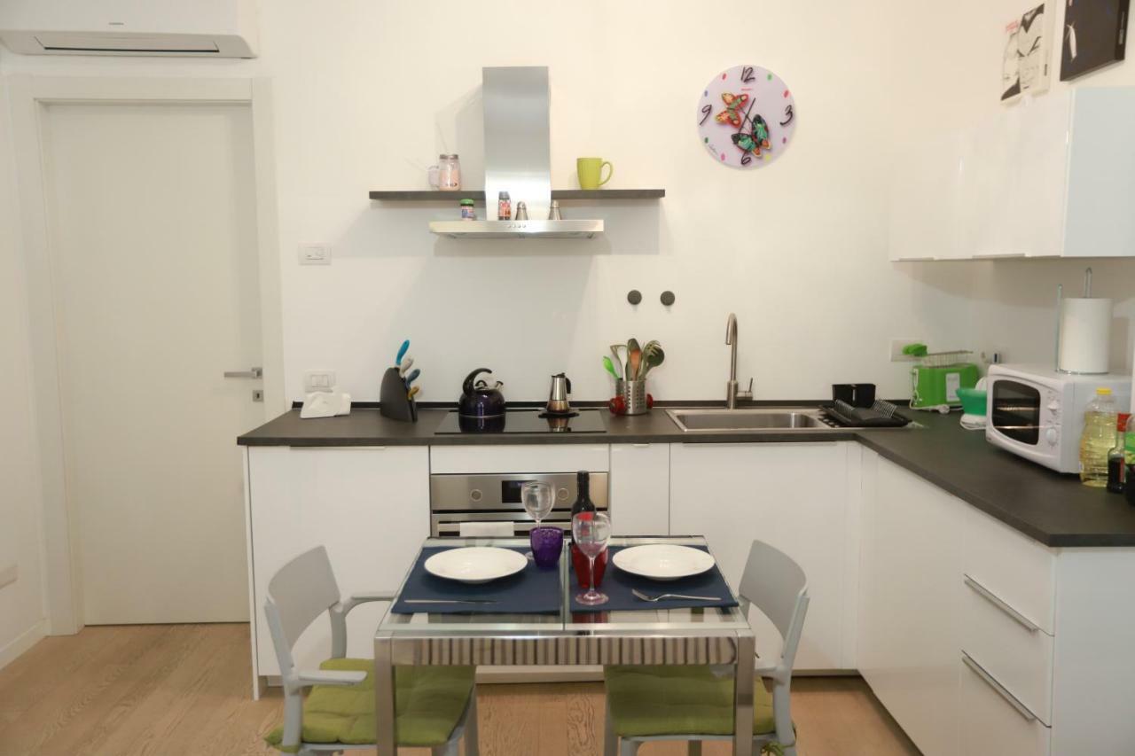 Laura'S Home - I Navigli Che Vorrei Milano Eksteriør bilde