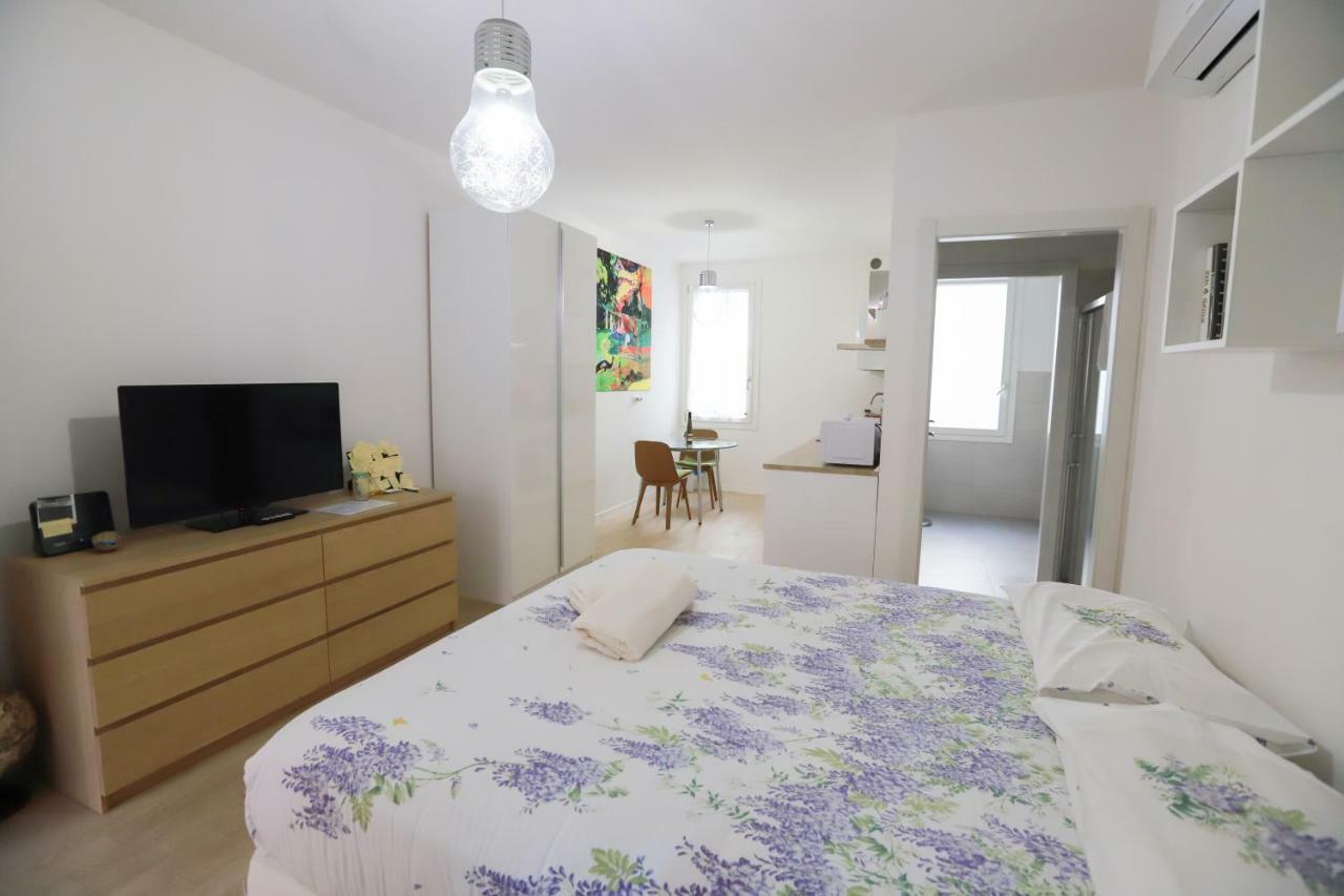 Laura'S Home - I Navigli Che Vorrei Milano Eksteriør bilde